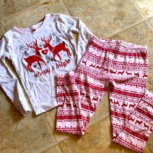 Carter’s 2 piece reindeer pajamas.
